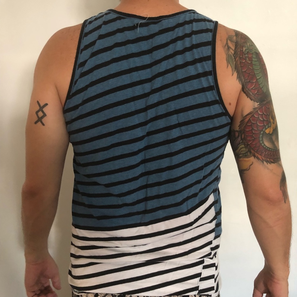 Men’s tank top in Medium